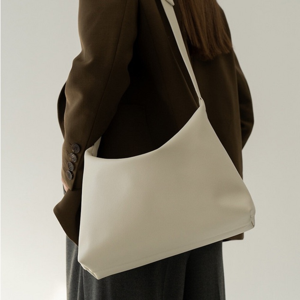 LE ABONNE GATTI crossbody and shoulder bag - cloud white